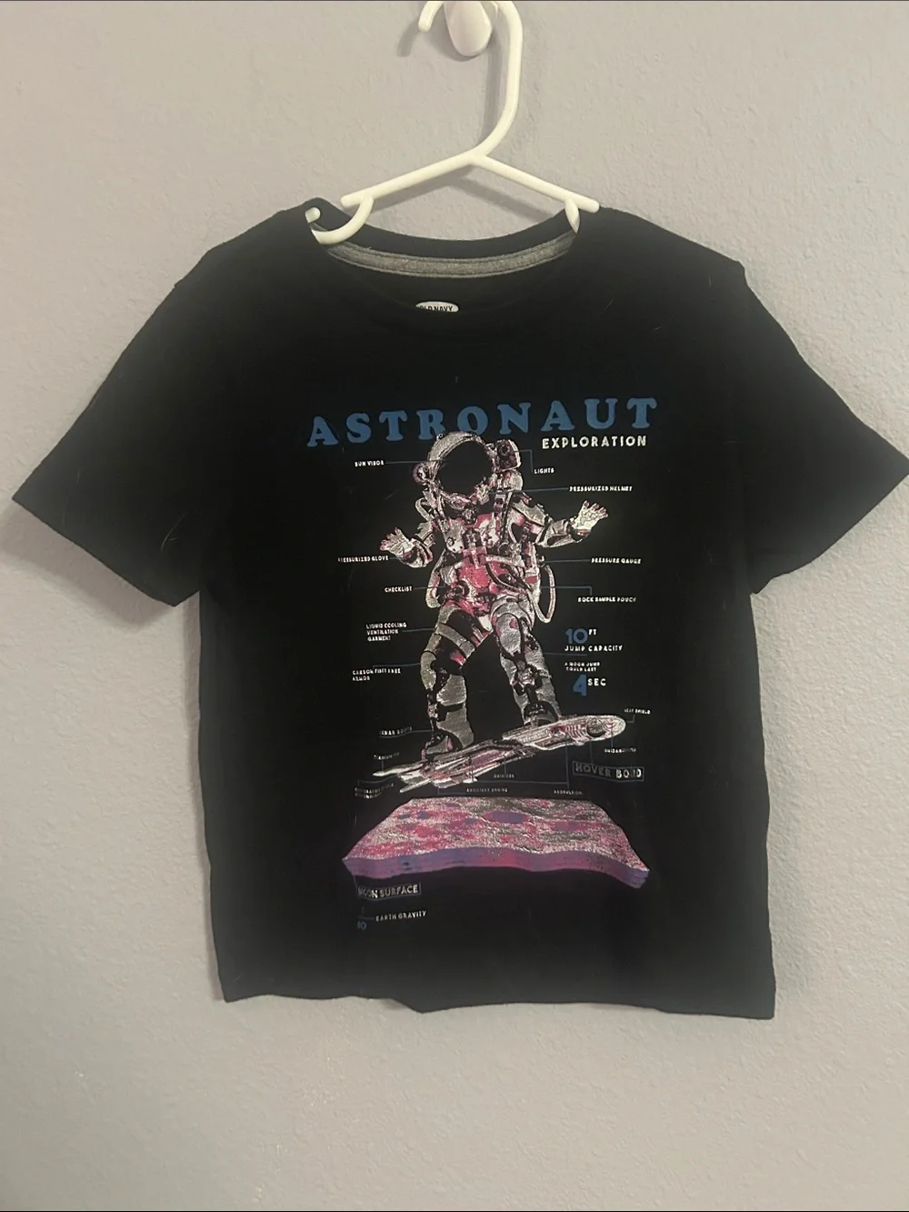 Old Navy Boy Black 'Astronaut Exploration' Kids Graphic Tee Size Extra Small (5)